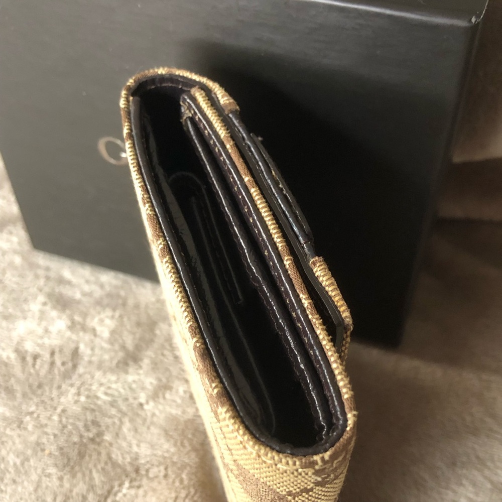 GUCCI GG Sherry Line Horsebit Trifold Wallet COMES WITH GUCCI BOX - Picture 5 of 17